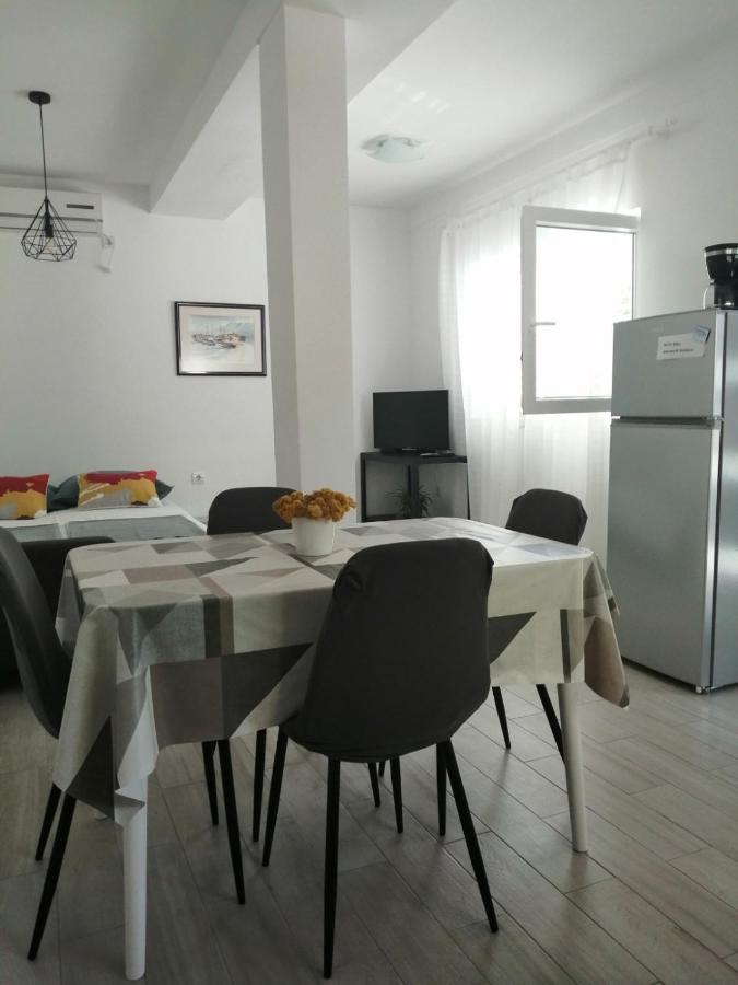 קורצולה Apartman Lucija מראה חיצוני תמונה